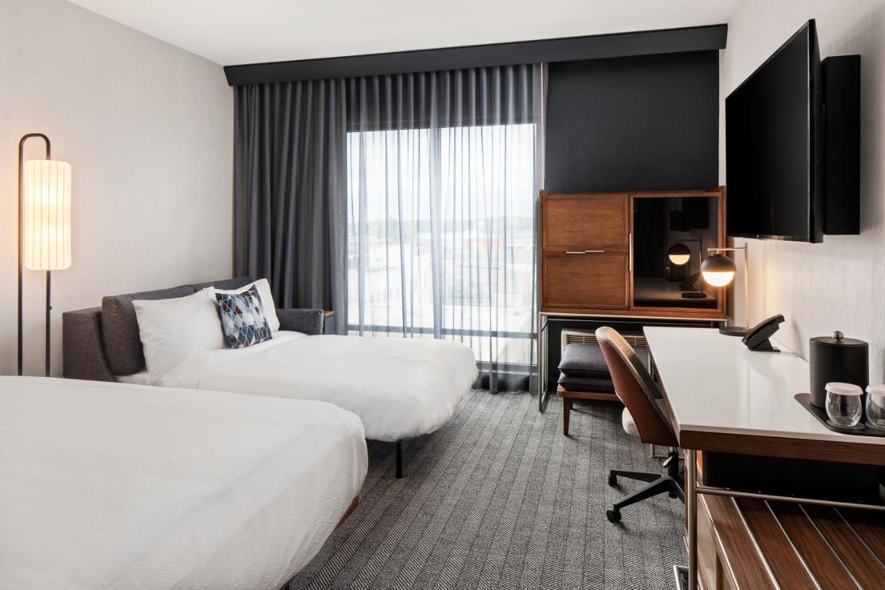 Courtyard By Marriott Owatonna Downtown Hotel Ngoại thất bức ảnh